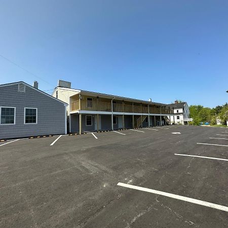 Vacation Inn Saco Exterior photo